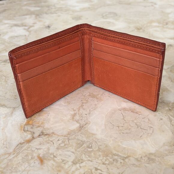 Leather Croc Embossed Bifold Compact Wallet - Picture 3 of 12